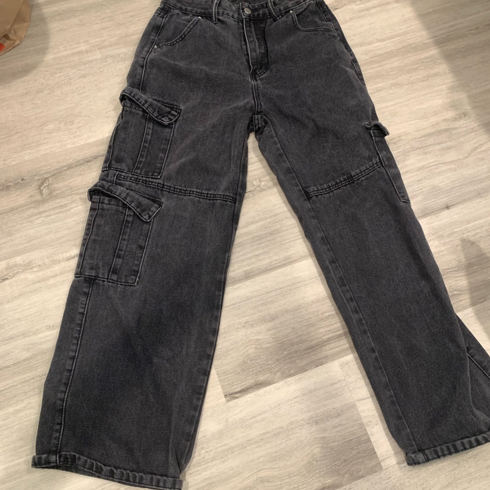 Black cargo pants